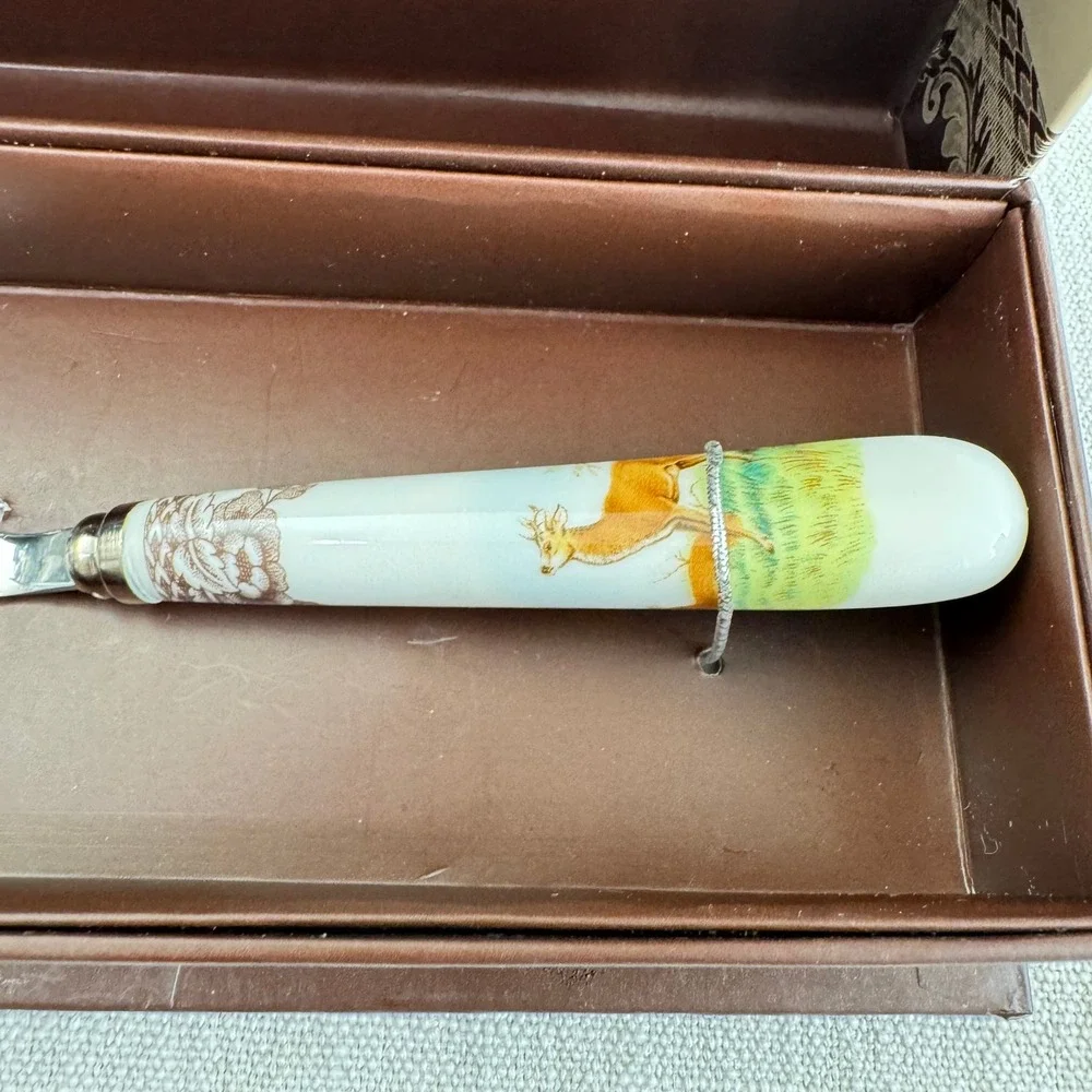Spode Woodland Deer Cake Server Slice 10